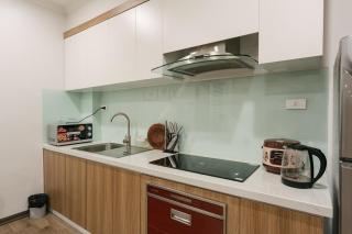 1BR-Gym-washer-dryer-Big bathttub-Center - Hanoi - 4