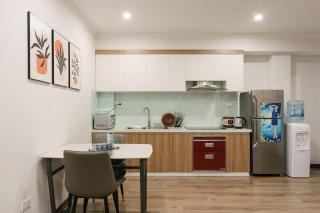 1BR-Gym-washer-dryer-Big bathttub-Center - Hanoi - 1