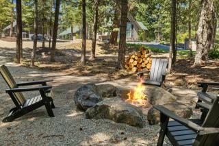Creekside Haven, a modern mountain escape - 8