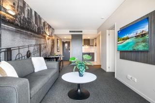 Spacious Apartment in Heart of Southbank - 4