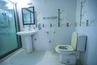 Sylvan Premium Guest House - 4