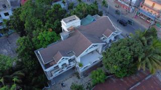 Sylvan Premium Guest House - 1