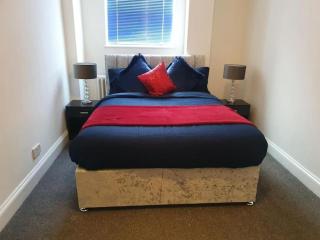 Ocean Village 6 Beds Contractors W Parking - Southampton - 0