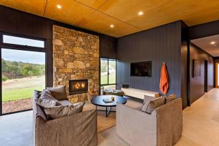 Artisan Gunyulgup - Luxe Lakeside Wellness Hideaway - Yallingup - 1