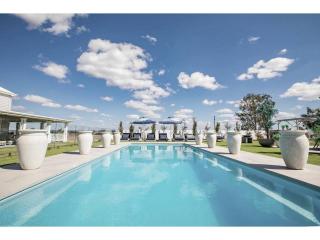Hamptons Farm Estate - Luxe Retreat and Elegant Events - Jennacubbine - 5