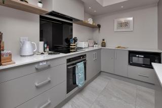 Serendipity - One Tree Point Holiday Home - 1
