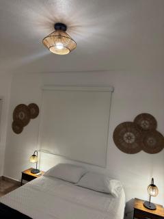 1st Floor Beachfront Sleeps 6 Walkable Snorkeling - 3