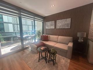 1BR Apartment - A Luxurious Docklands Escape - 4