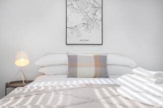 Chic 2BR Home with Backyard - Steps from Queen Vic Market - 0
