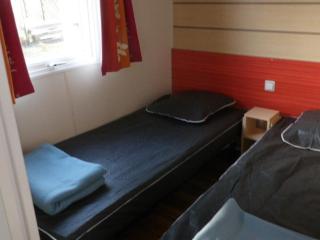 Mobil home pour 6 personnes avec terrasse - API-1-52-390 - 6
