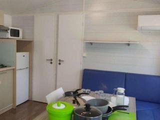 Mobil home avec terrasse, 6 pers, 2 chambres - API-1-52-545 - 8