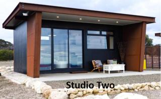 The Rusty Kangaroo - Two Spectacular Ocean View Luxury Boutique Studios - 8