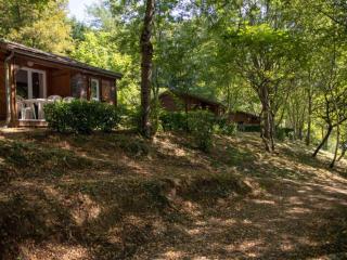 Chalet pour 4 avec Terrasse, Coin Repas Extérieur - 2 Chambres - API-1-52-410 - Sauveterre-de-Rouergue - 9
