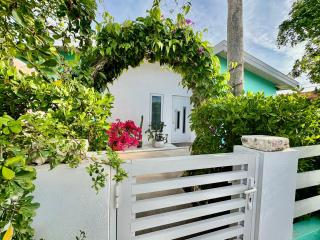 Fantastic Private Tropical Villa in Palm Beach with Breakfast - 8