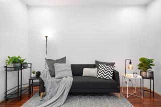 Trendy Newtown Home Near CBD Cafes & Dining - Sydney - 3