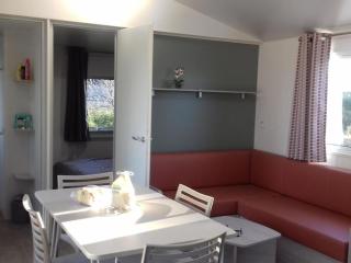 Mobil home avec terrasse, 2 chambres, 33m² - API-1-52-398 - 8