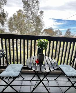 Cozy Luxurious Spacious Apt with Valley View, Attached Garage,Pool,24-Hour Gym, 3 TV - 3