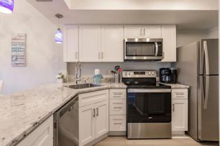 Park Shore Resort- BLDG I 351 - Remodeled - 2