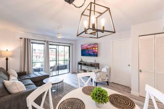 Park Shore Resort-Deluxe Condo 1st FloorBLDGE 134 - 7