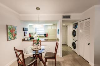 Park Shore Resort-Deluxe Top Floor, BLDG E 332 - 5