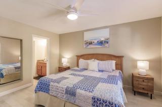 Park Shore Resort, BLDG G 241 - Great Views - 1