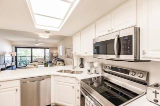 Park Shore Resort 2nd floor BLDG D 228 - 1