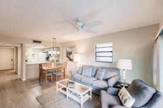 Park Shore Resort-2nd Floor BLDG H 245 Water views - 9