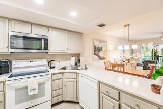 Park Shore Resort-2nd Floor BLDG H 245 Water views - 3