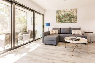 Park Shore Resort 1st Floor condo, BLDG I 152 - 0