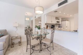 Park Shore Resort-2nd Floor BLDG J 255 - Lake view - 6