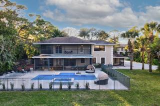 4BR 6BD Pool HotTub Atlantic Ave - 2