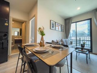 Luxury 2BR︱Fast WiFi︱Walk to Central & MRT Rama 9 - Bangkok - 1