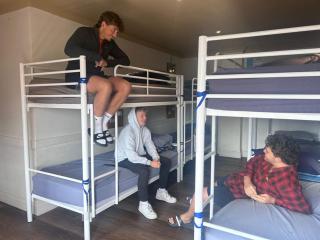 Mad Monkey Hostel Coogee Beach - 9