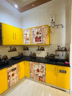 B121 kedar nagar - 9