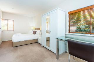 Como Mezzanine Retreat - 8