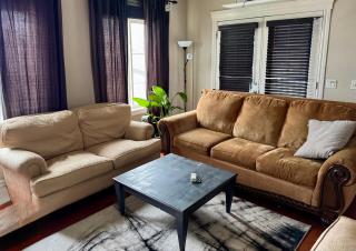 Gorgeous Covepark Home by Maureen - Calgary - 6