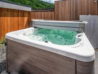 Comfort Near Historic Huy - 9