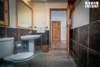 StayVista at Seetalvan Orchards with Views, WiFi - 4