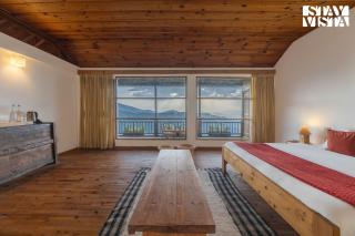 StayVista at Seetalvan Orchards with Views, WiFi - 2