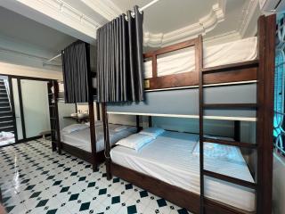 Lotuz Hanoi Hostel - Ha Giang Loop Office - 8