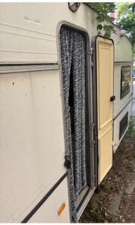 Quiet caravan - 2