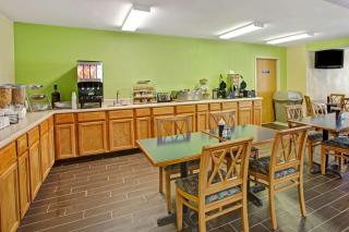 Microtel Inn & Suites by Wyndham Statesville - Statesville - 7