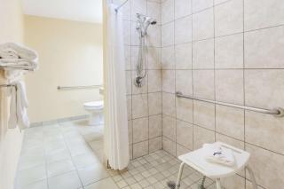 Quality Inn & Suites - 5
