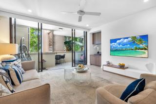329 Contemporary Apartment in Beachfront Resort Palm Cove - Palm Cove - 4