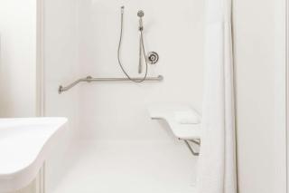 Microtel Inn by Wyndham Wilson - 5