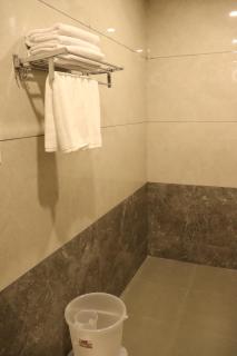 New Baba Ramdev Hotel & Restaurant - 6