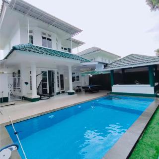 Villa Tretes Fifty - Cibadak - 0
