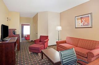 Baymont by Wyndham Kennesaw - Kennesaw - 1