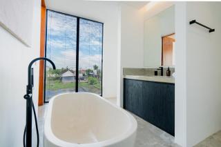 NEW! Birch Villa 1 - 2BR Villa in Pererenan - 7