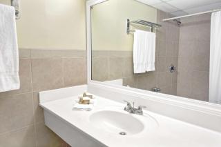 Knights Inn Hallandale - 6